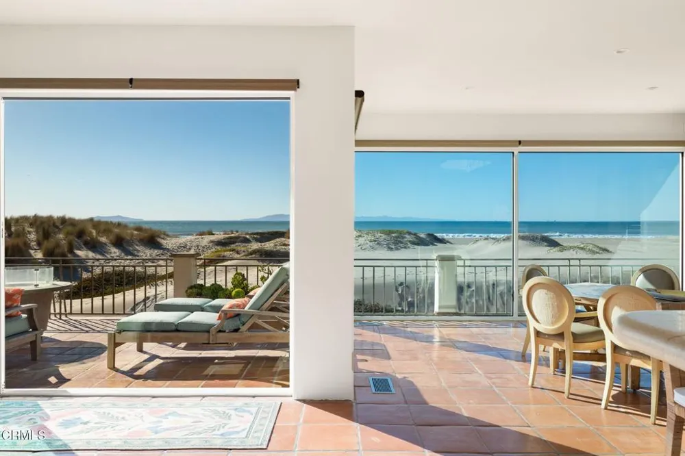 1571 Mandalay Beach Road Oxnard, CA 93035