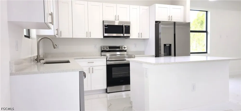 Drysdale Avenue Port Charlotte, FL 33981