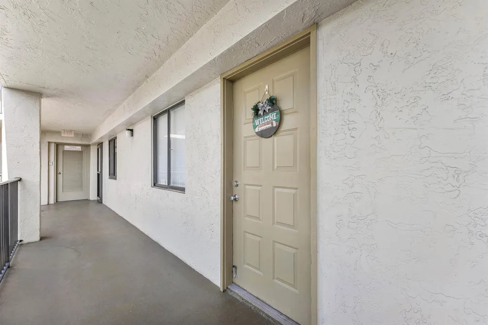 2205 S CYPRESS BEND DRIVE #302 Pompano Beach, FL 33069