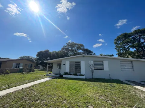 431 NW 33RD TERRACE