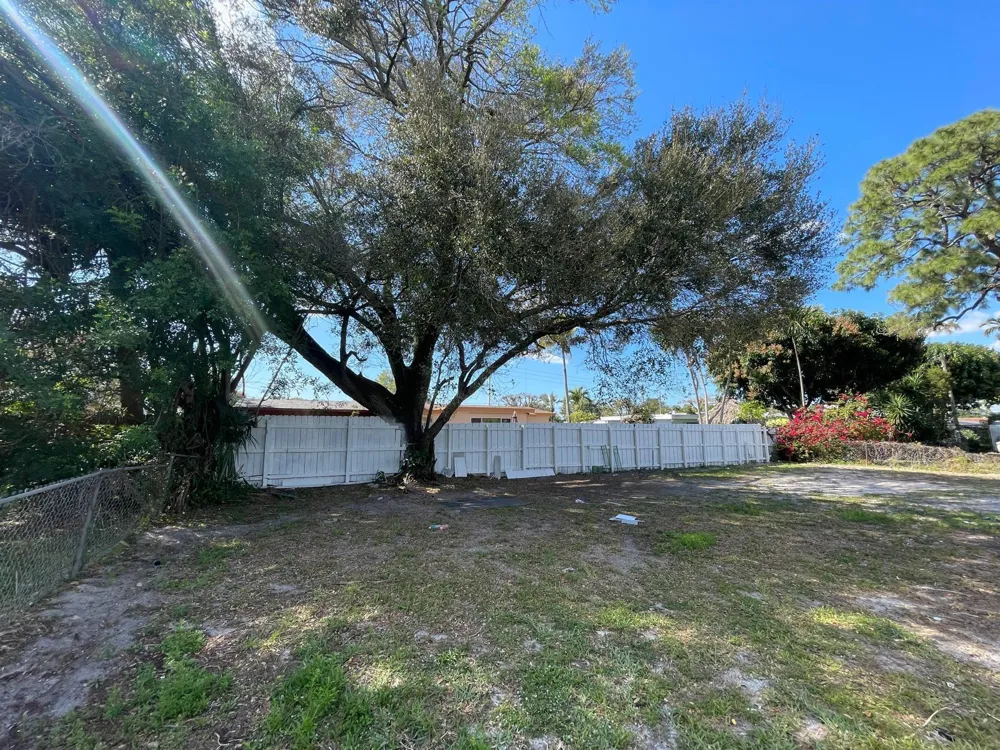 431 NW 33RD TERRACE Lauderhill, FL 33311