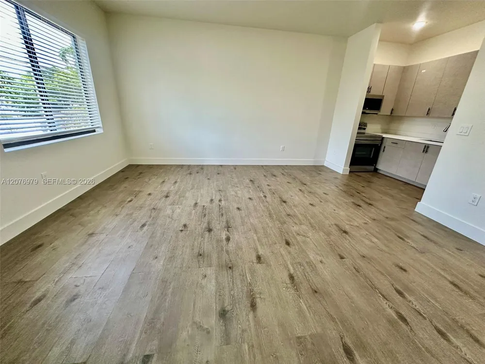 2375 NW 105th St #. Miami, FL 33147