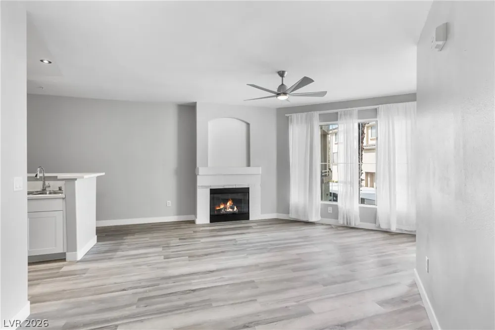 7163 S Durango Drive #210 Las Vegas, NV 89113