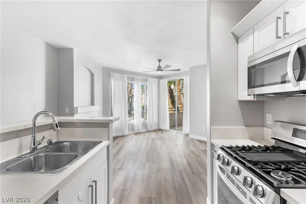 7163 S Durango Drive #210 Las Vegas, NV 89113