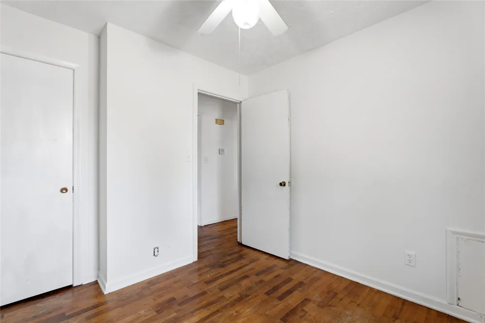 303 S Gray Place Chouteau, OK 74337