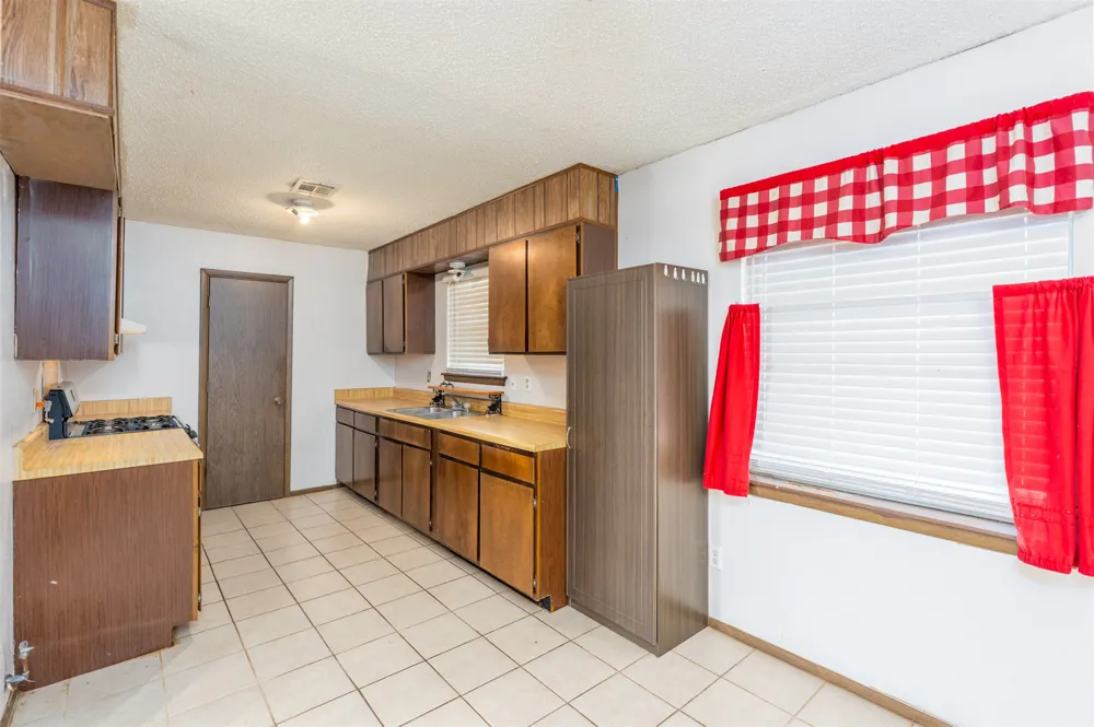101151 Hwy 56 Okemah, OK 74859