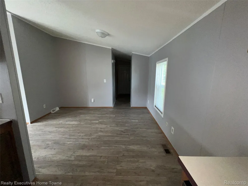 7140 Mapleview Circle W #64 Brown City City, MI 48416