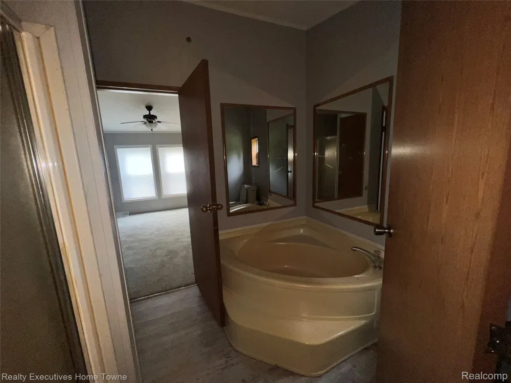 7140 Mapleview Circle W #64 Brown City City, MI 48416