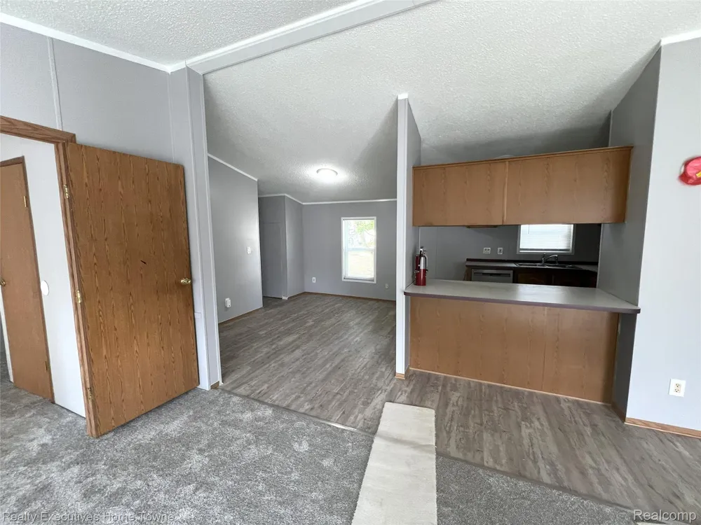 7140 Mapleview Circle W #64 Brown City City, MI 48416
