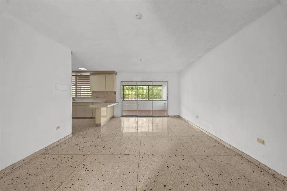 5 TOLEDO ST Caguas, PR 00725
