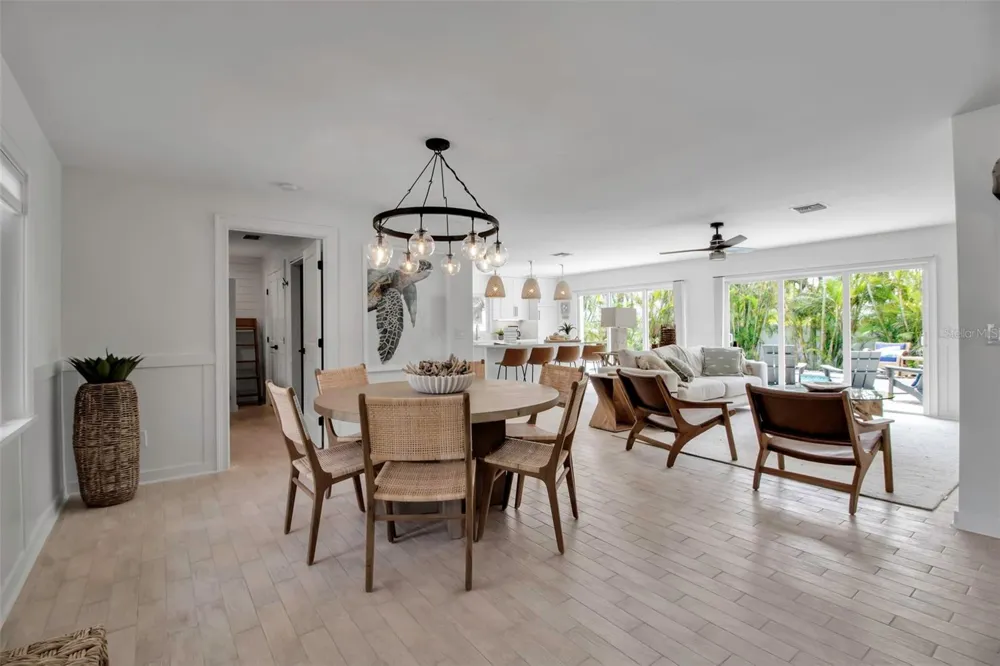 207 PEACOCK LANE Holmes Beach, FL 34217