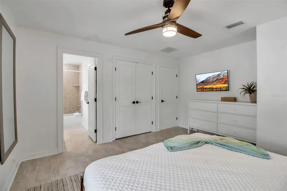 207 PEACOCK LANE Holmes Beach, FL 34217