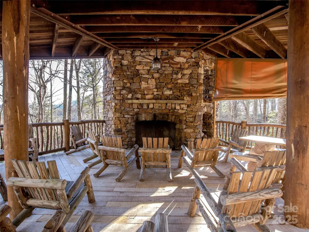 36 Slide Rock Way Fairview, NC 28730