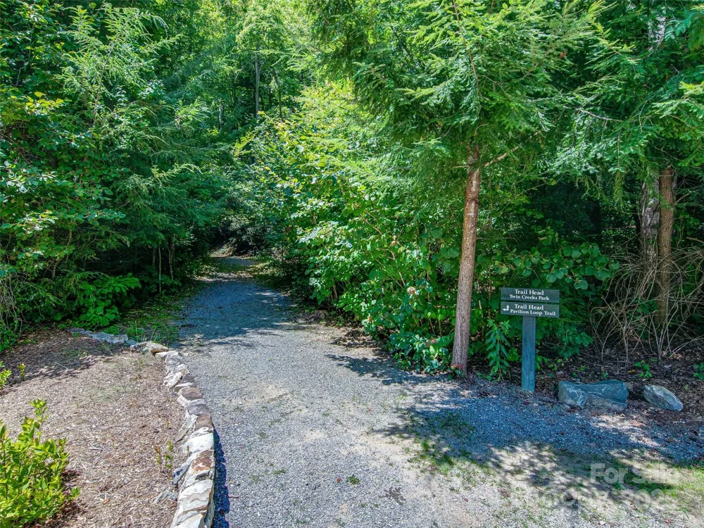 36 Slide Rock Way Fairview, NC 28730