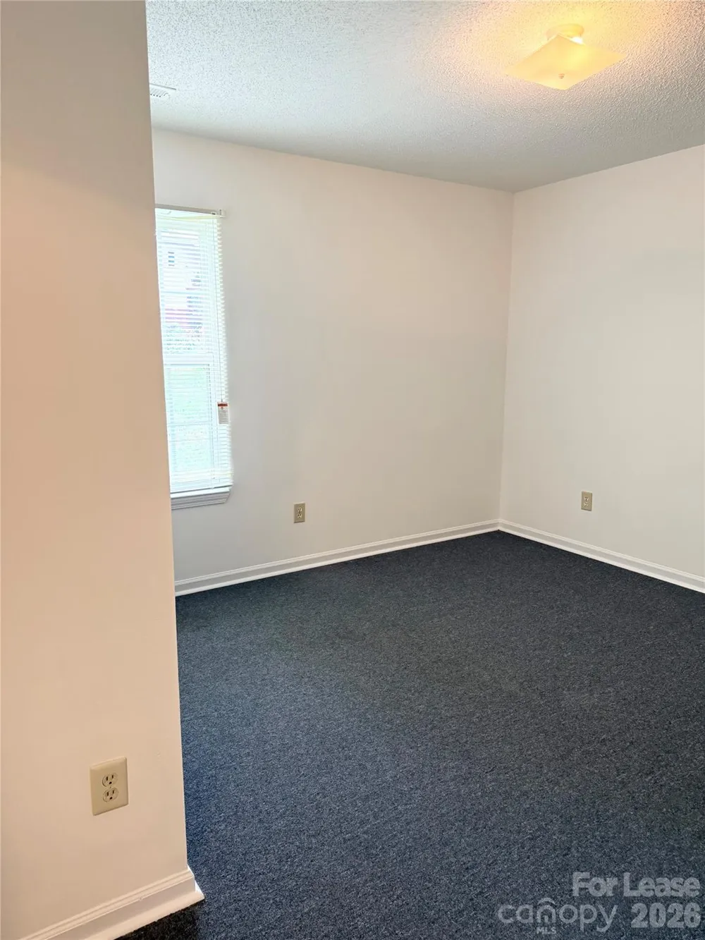 1208 W Walnut Avenue Gastonia, NC 28052
