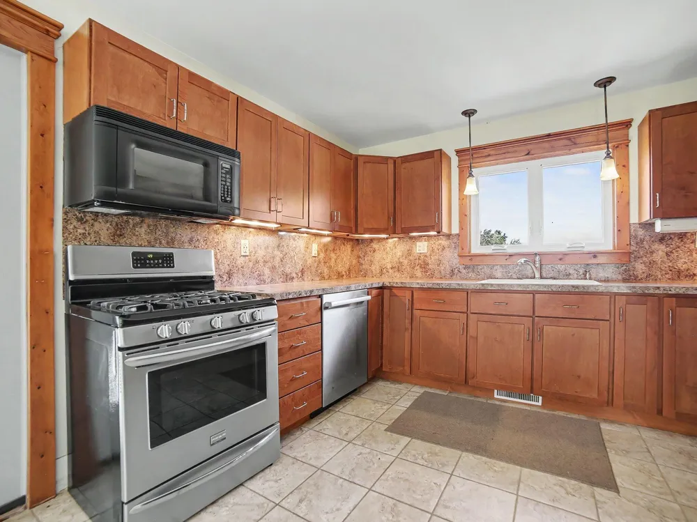 3338 W Abbey Road Hart, MI 49420