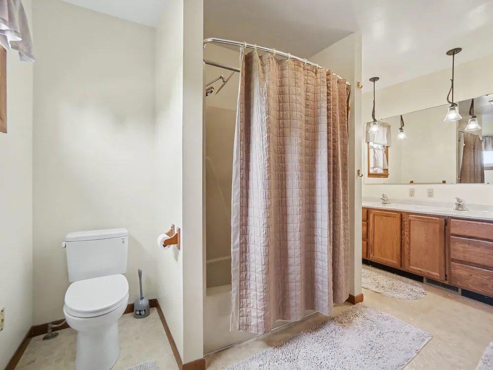 3338 W Abbey Road Hart, MI 49420
