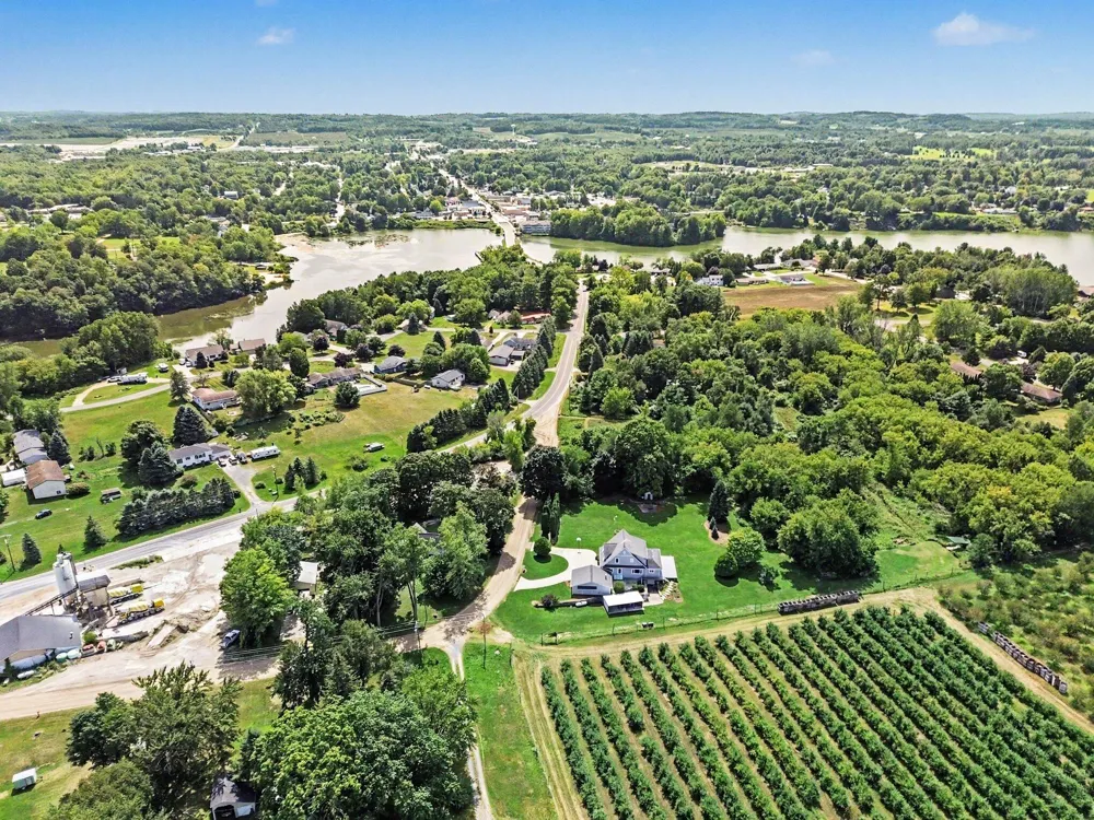 3338 W Abbey Road Hart, MI 49420