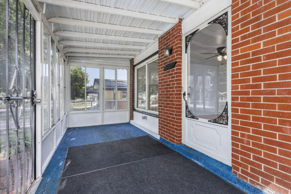 164 Westway Street Pontiac, MI 48342