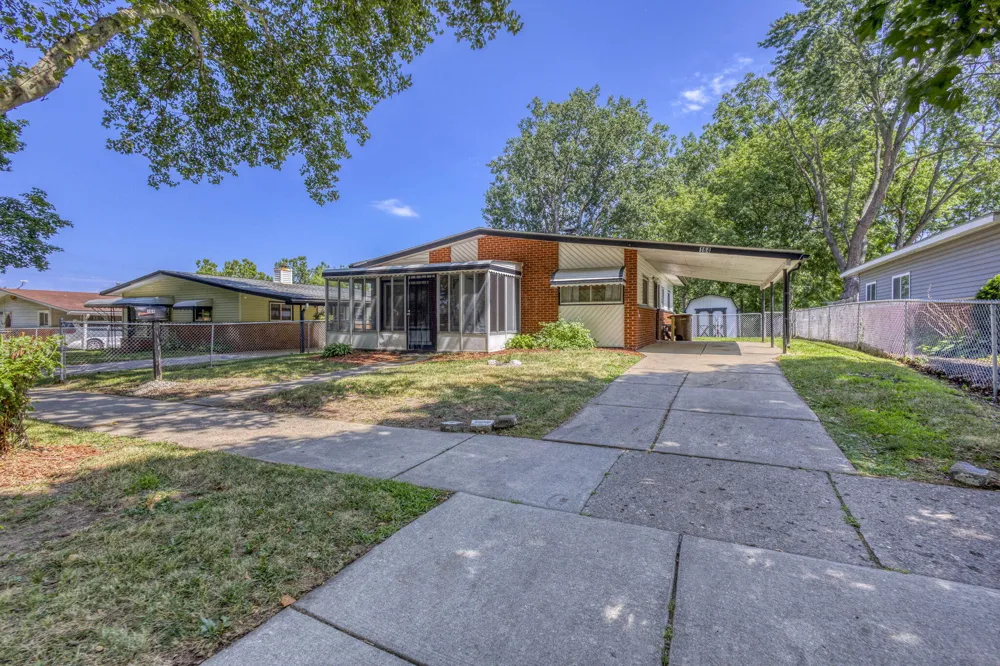 164 Westway Street Pontiac, MI 48342