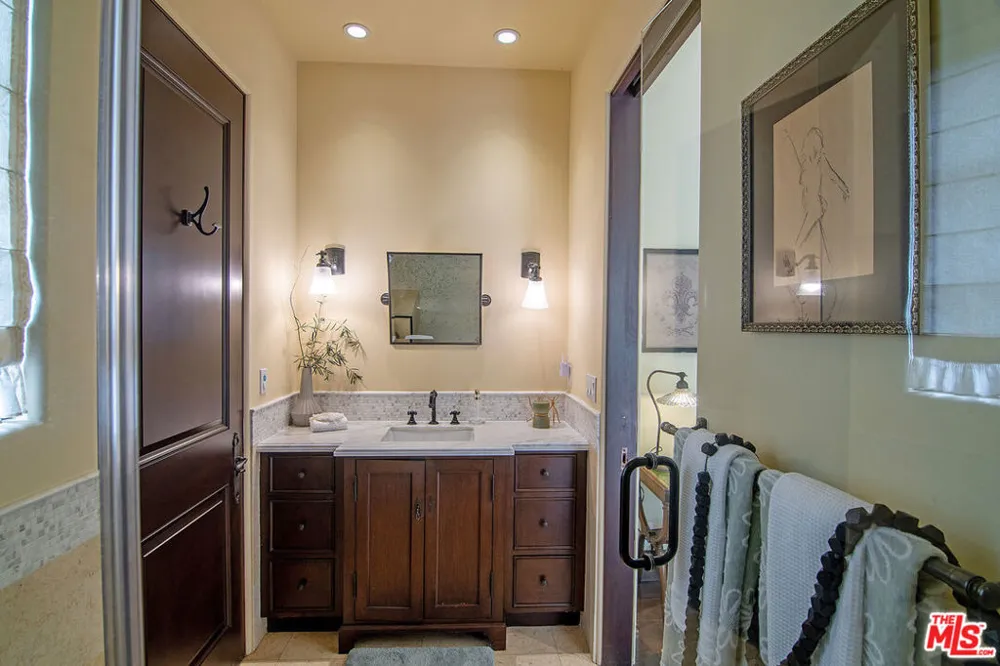 1221 Minorca Drive Pacific Palisades, CA 90272