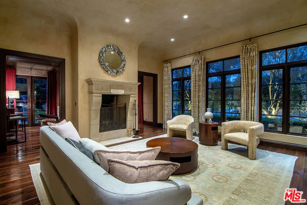 1221 Minorca Drive Pacific Palisades, CA 90272