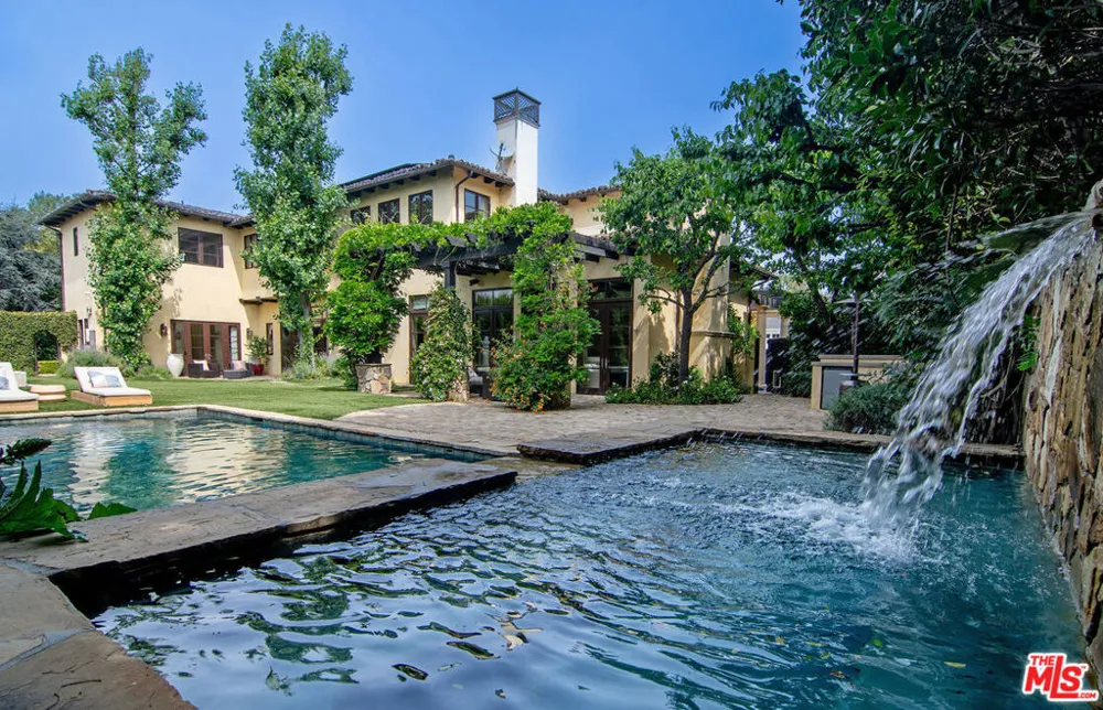 1221 Minorca Drive Pacific Palisades, CA 90272