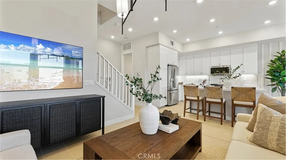 1445 Snowberry Place Montebello, CA 90640