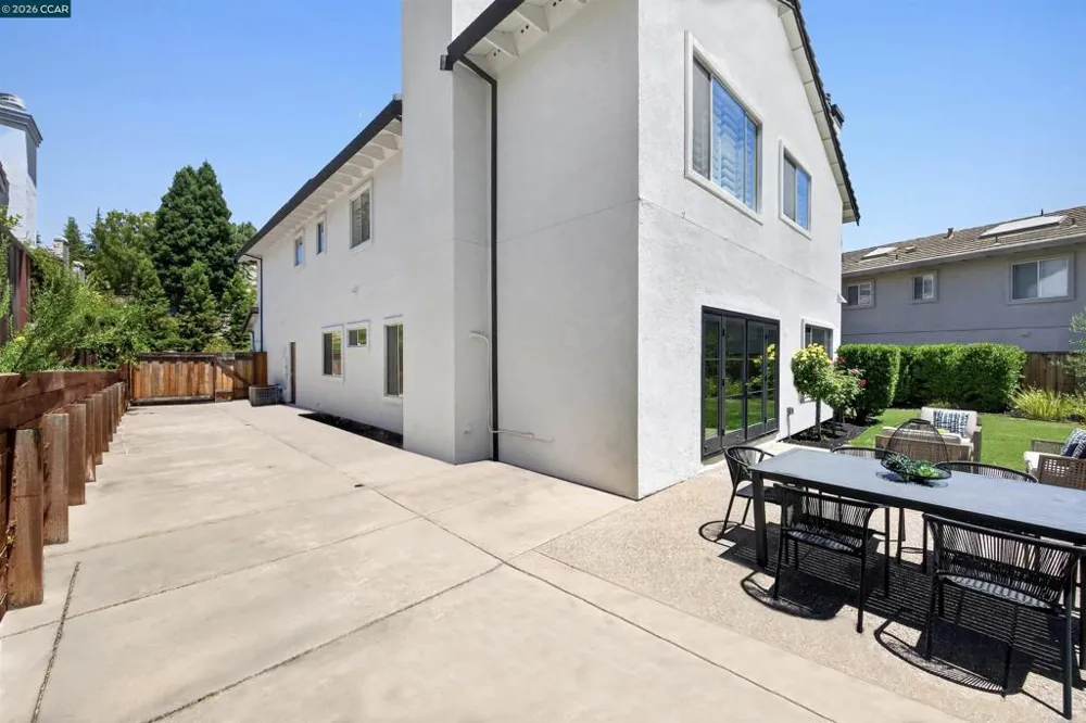 719 Bourne Ct Danville, CA 94506
