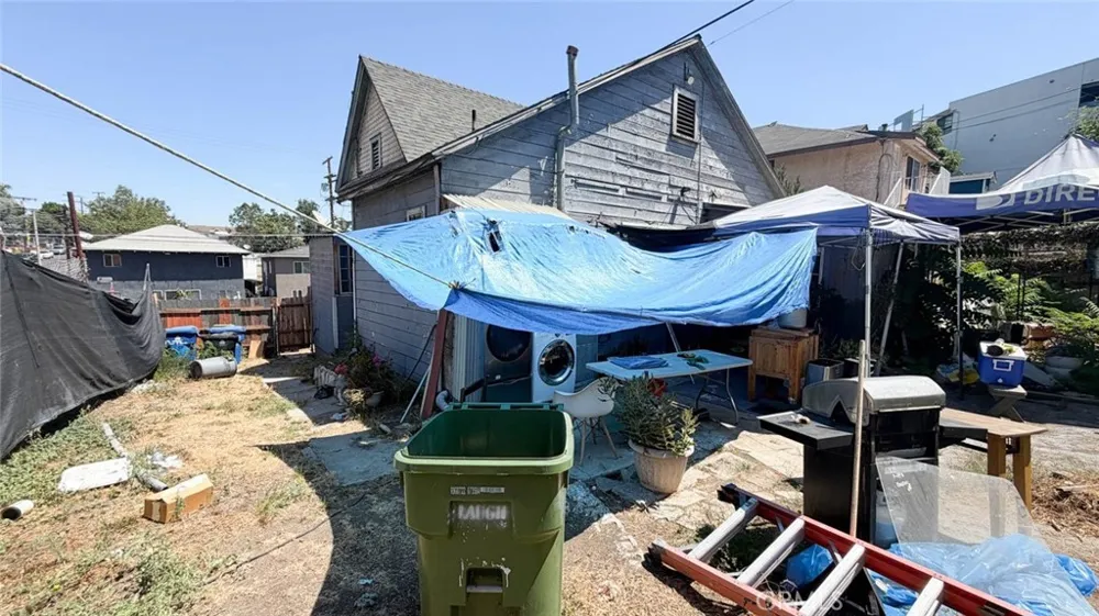 1272 West Court Street Los Angeles, CA 90026