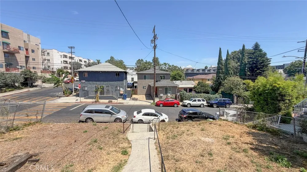 1272 West Court Street Los Angeles, CA 90026
