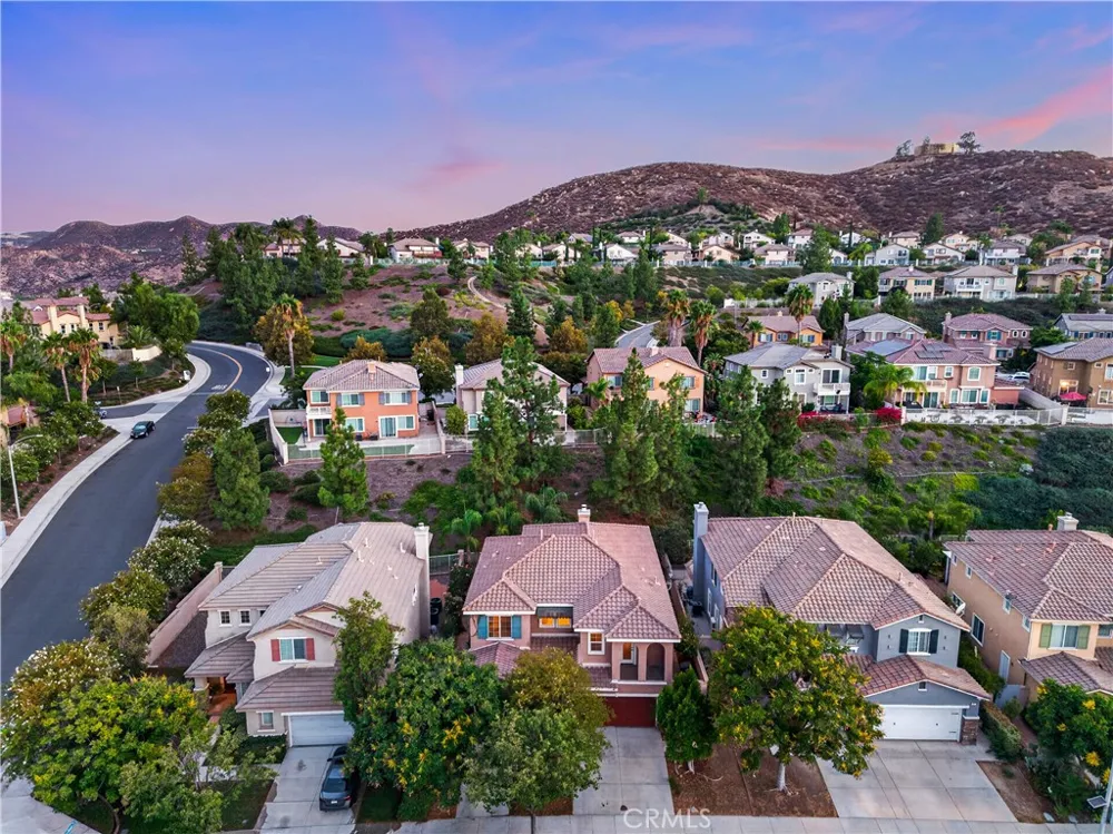 36 Via De La Valle Lake Elsinore, CA 92532