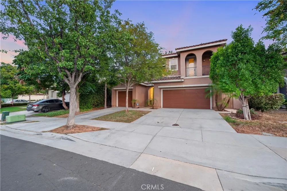 36 Via De La Valle Lake Elsinore, CA 92532