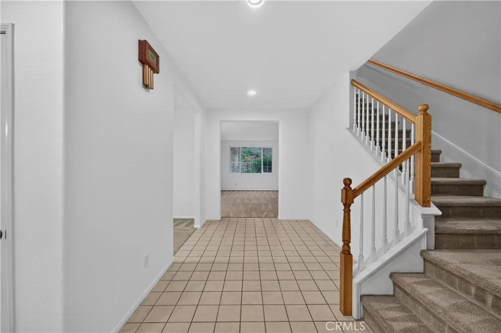 36 Via De La Valle Lake Elsinore, CA 92532