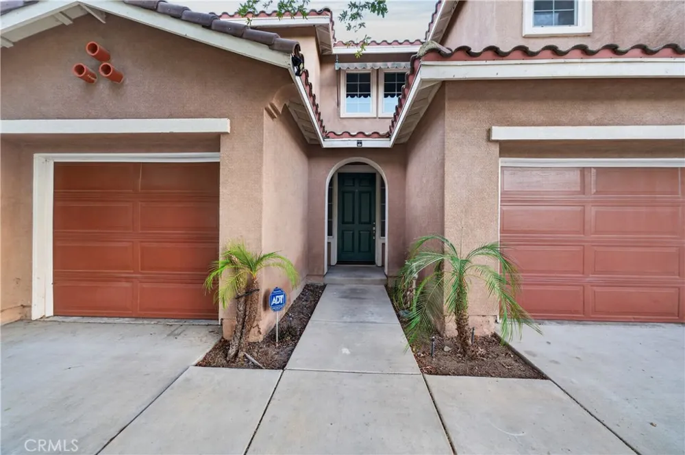 36 Via De La Valle Lake Elsinore, CA 92532