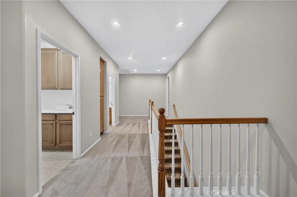 36 Via De La Valle Lake Elsinore, CA 92532