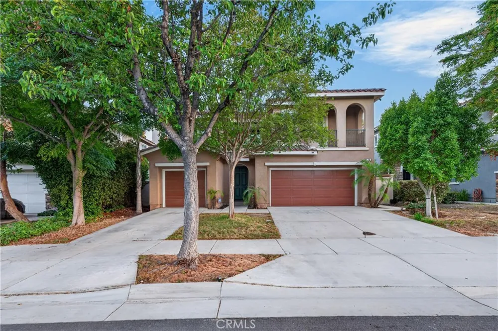 36 Via De La Valle Lake Elsinore, CA 92532