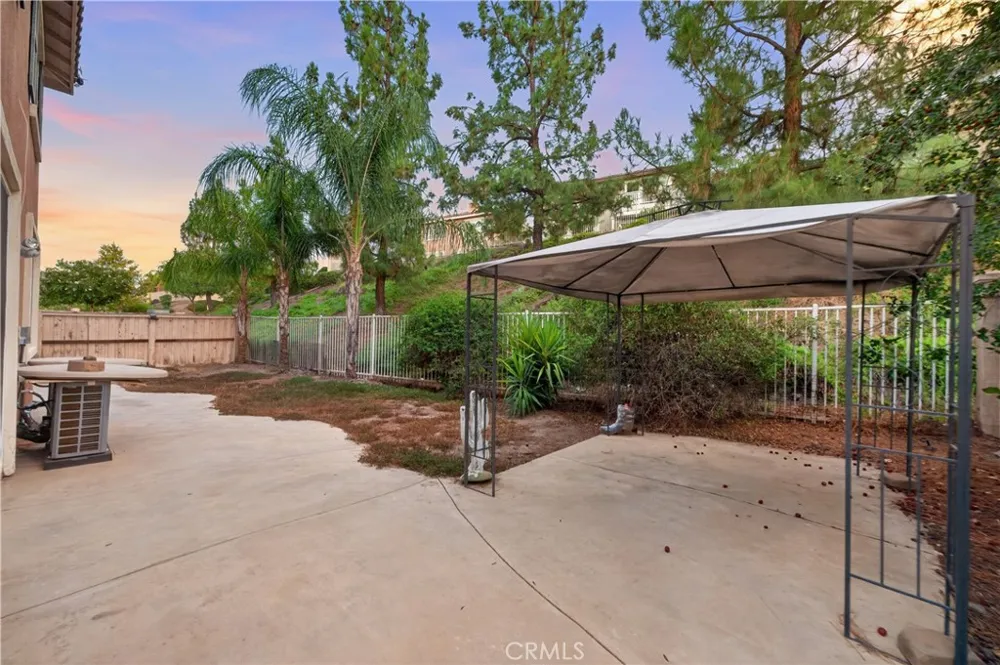 36 Via De La Valle Lake Elsinore, CA 92532