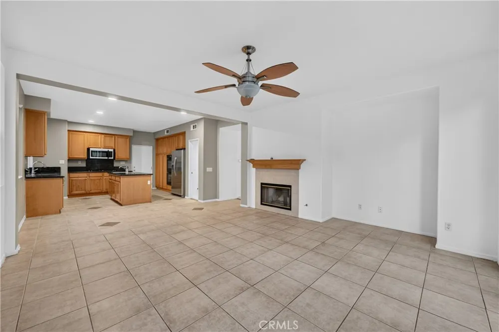 36 Via De La Valle Lake Elsinore, CA 92532
