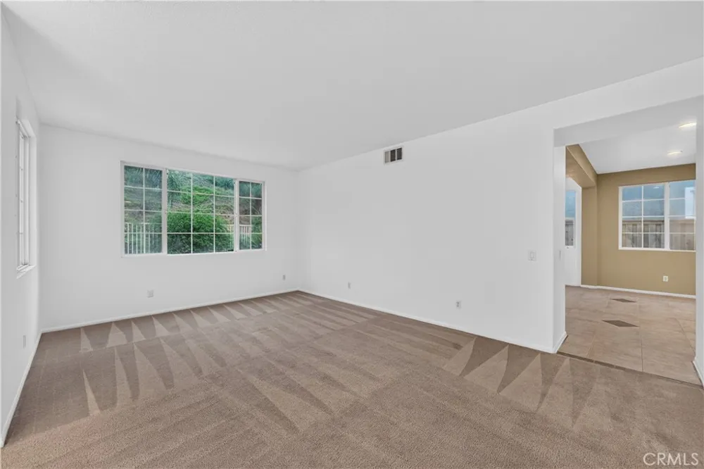 36 Via De La Valle Lake Elsinore, CA 92532