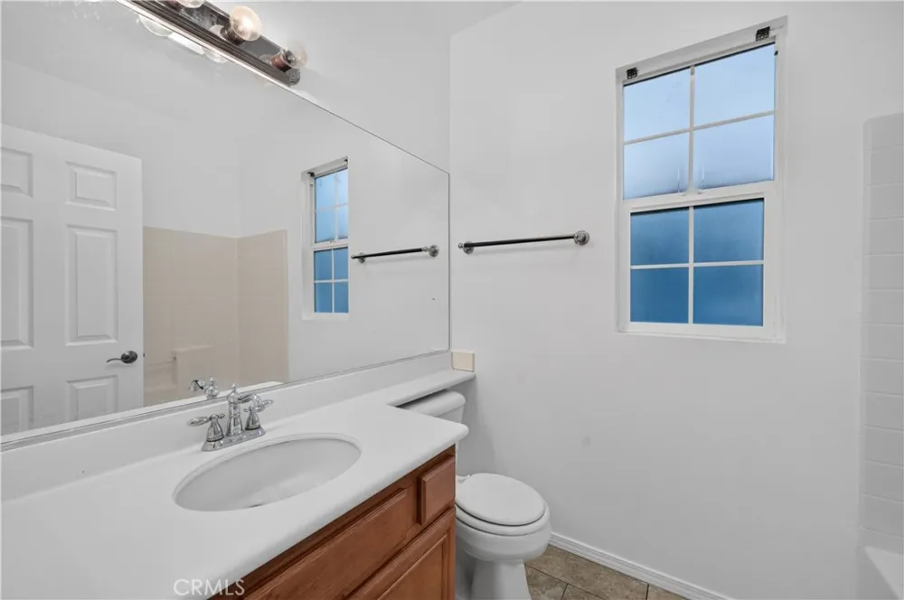 36 Via De La Valle Lake Elsinore, CA 92532