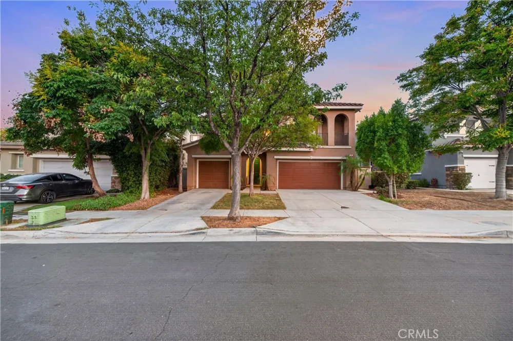 36 Via De La Valle Lake Elsinore, CA 92532