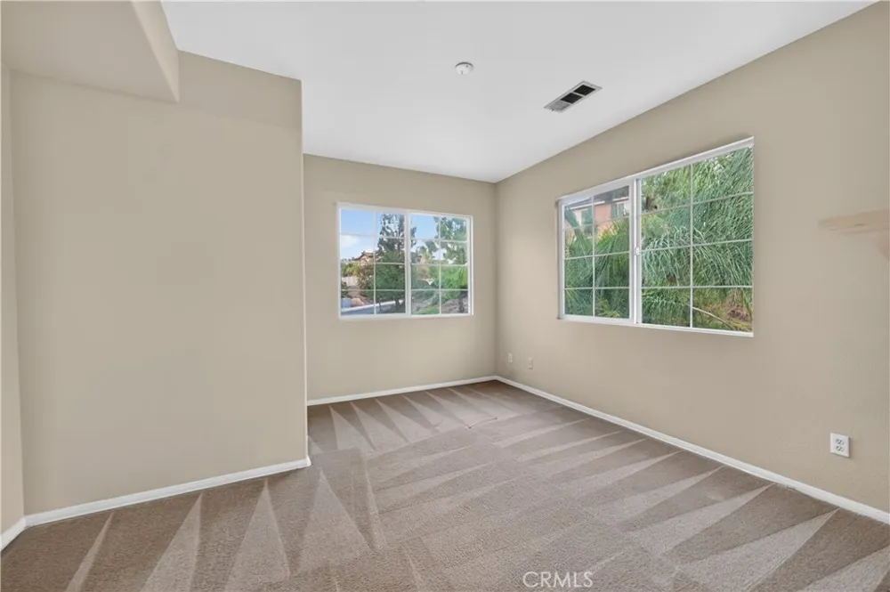 36 Via De La Valle Lake Elsinore, CA 92532