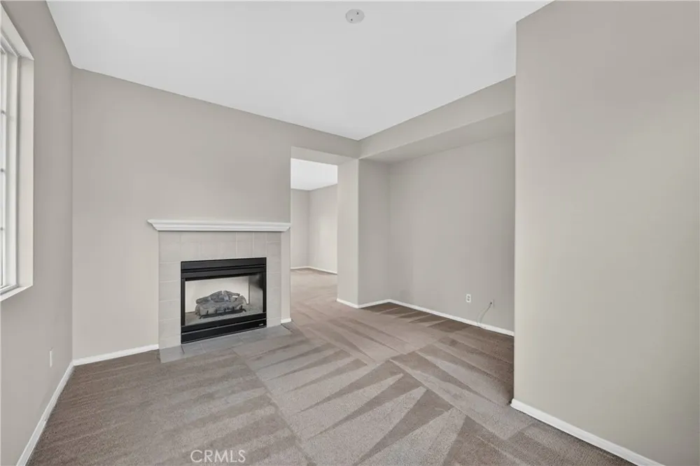 36 Via De La Valle Lake Elsinore, CA 92532