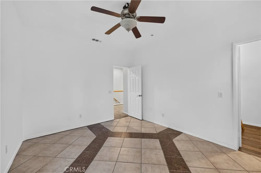 36 Via De La Valle Lake Elsinore, CA 92532
