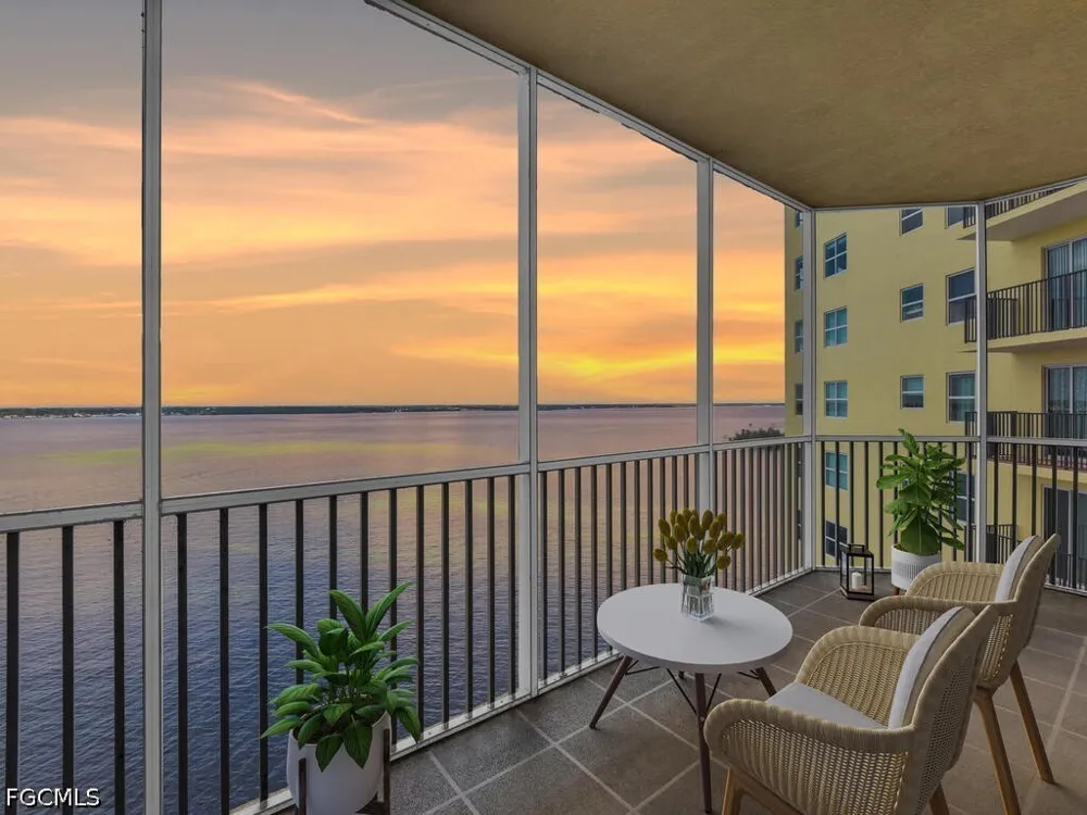 1st Street #1006 Fort Myers, FL 33916