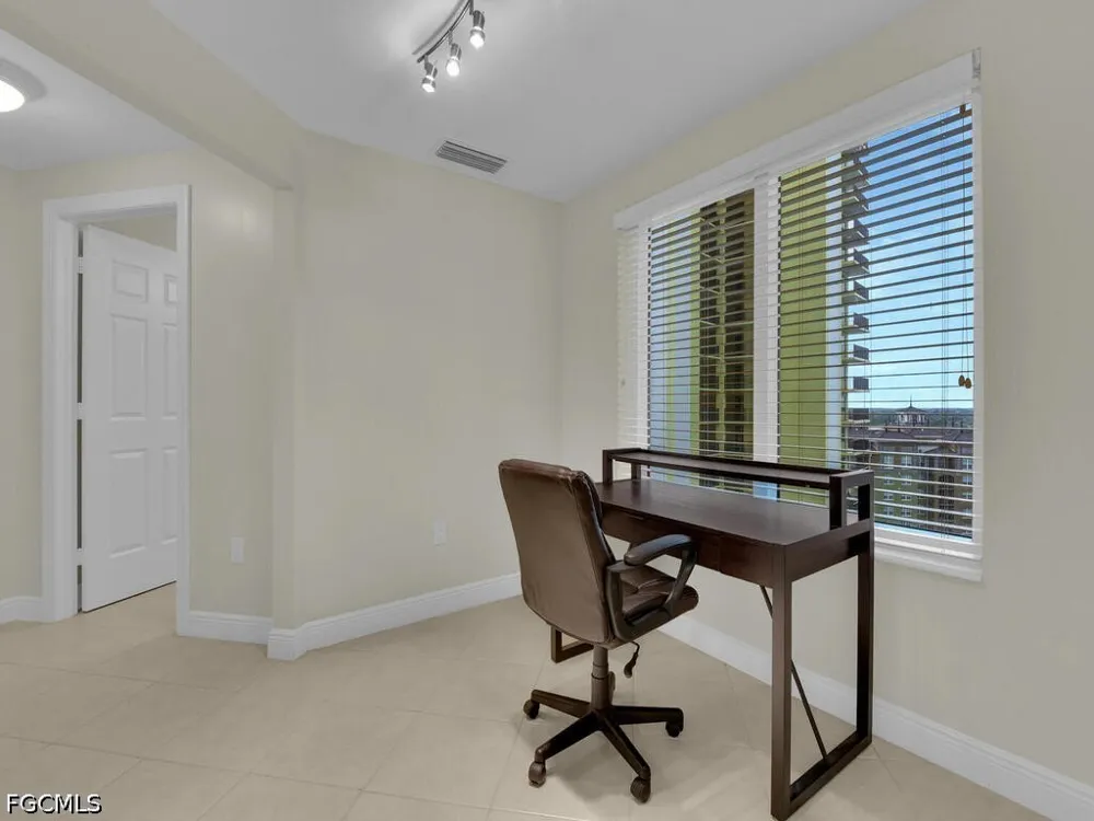 1st Street #1006 Fort Myers, FL 33916