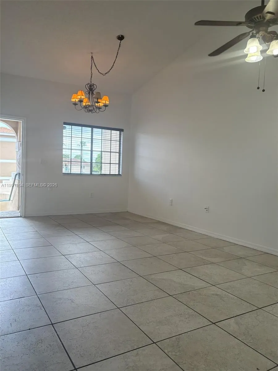 6425 SW 130th Pl #704 Miami, FL 33183