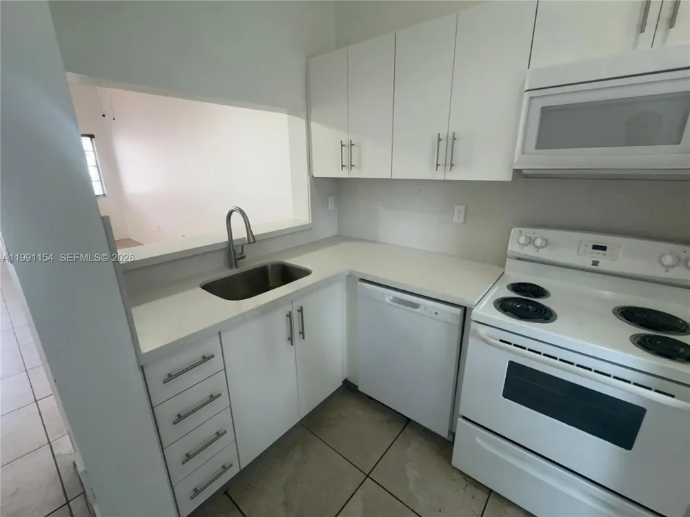 6425 SW 130th Pl #704 Miami, FL 33183