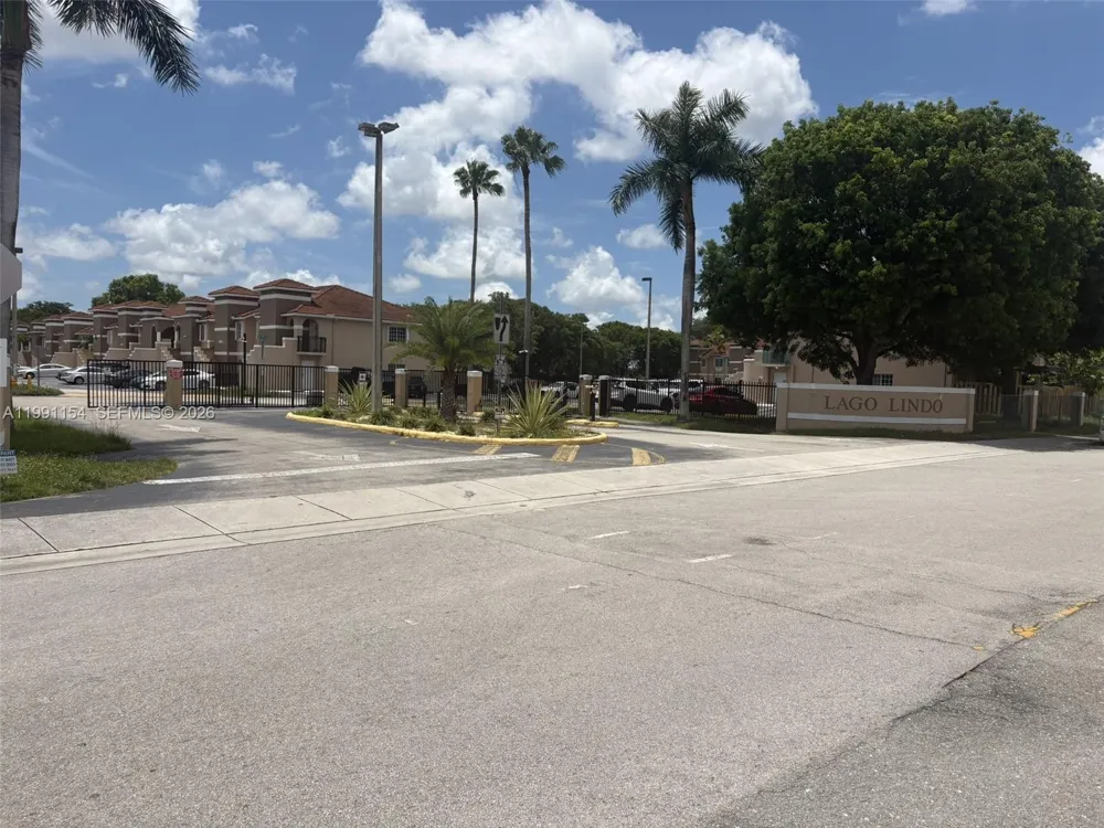 6425 SW 130th Pl #704 Miami, FL 33183